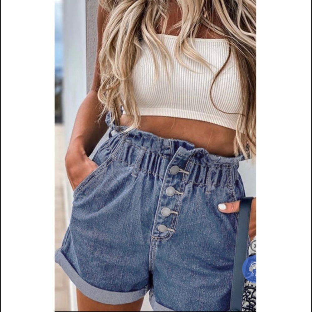 SUPER SEXY! Paperbag Waist Light Blue Denim Shorts